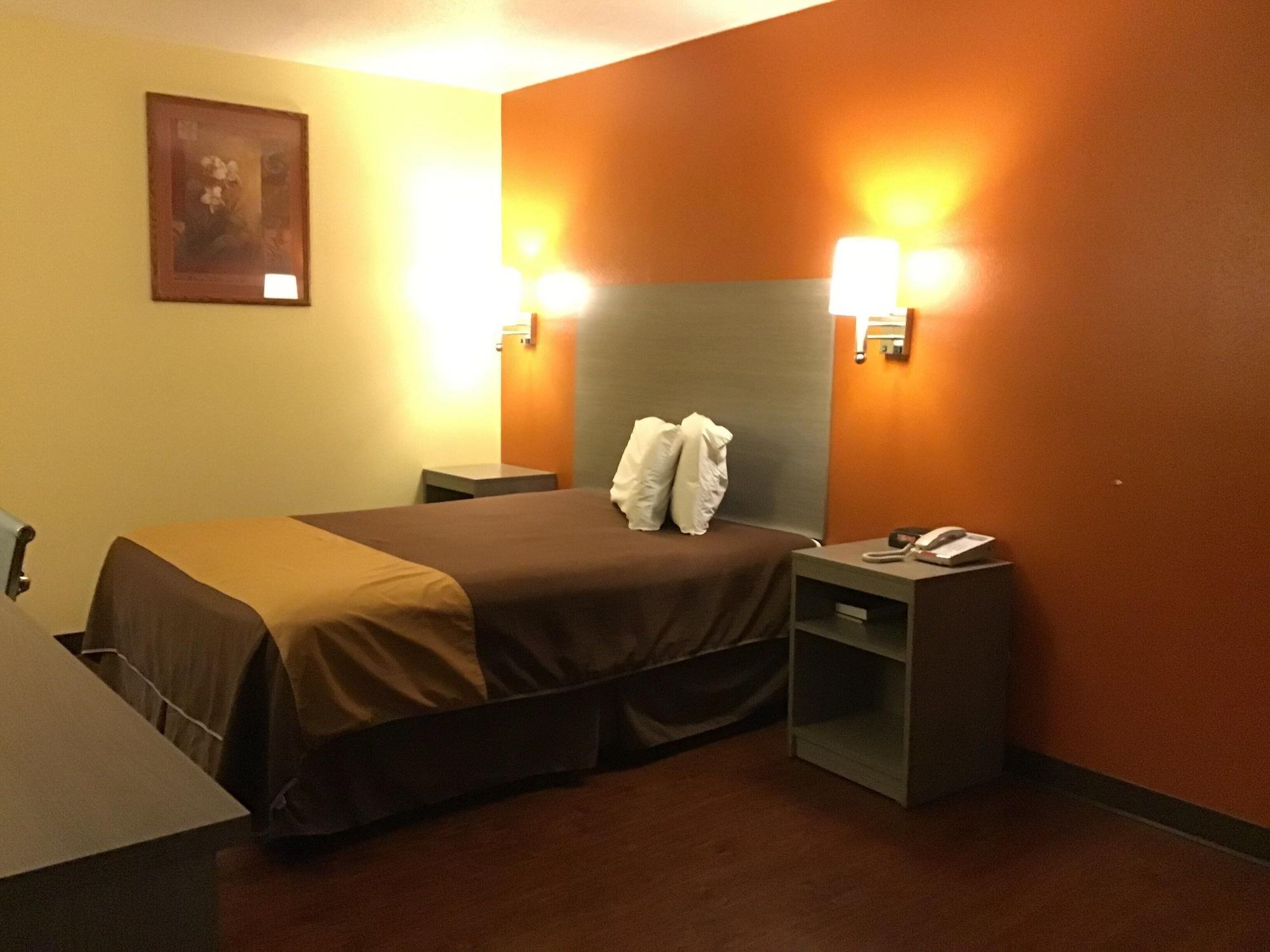 Rodeway Inn Moriarty Esterno foto