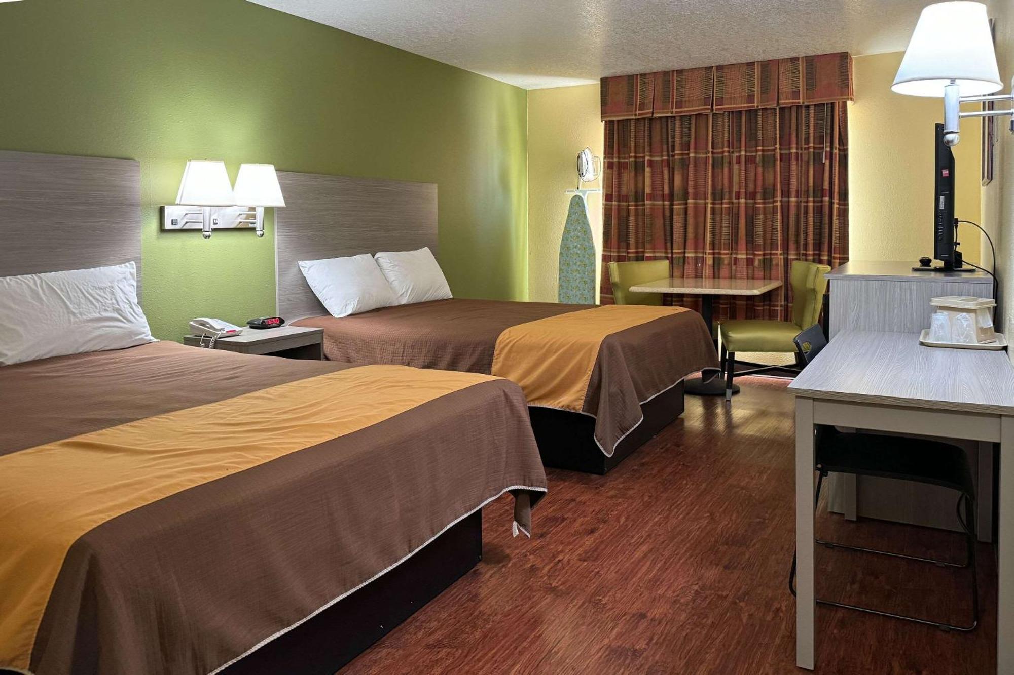 Rodeway Inn Moriarty Esterno foto